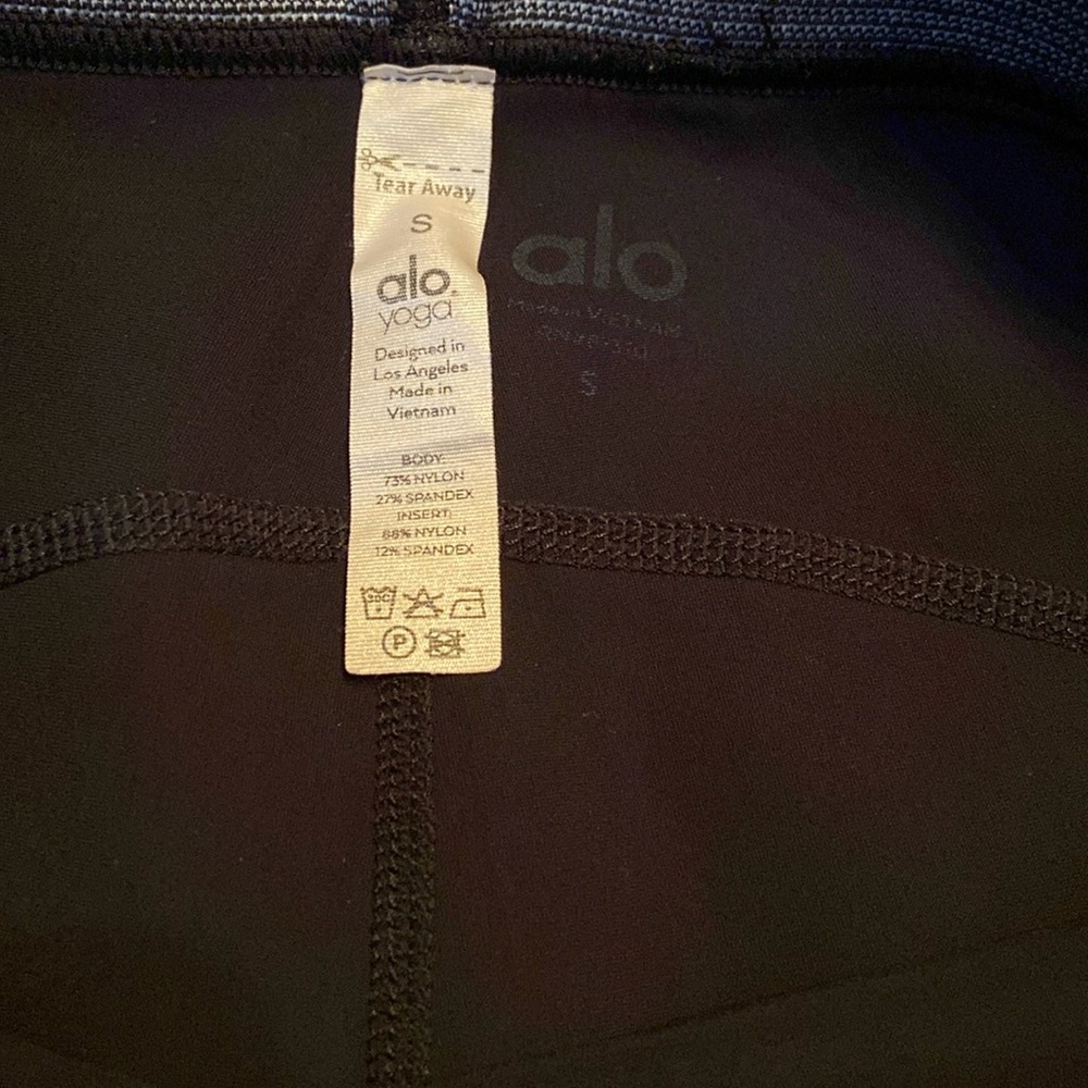 Alo Yoga Velocity Legging View 6